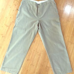 40x30 Columbia Khaki Pants